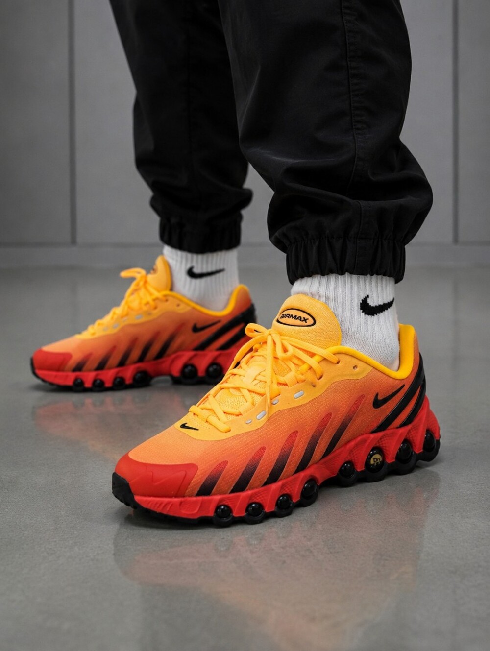 Nike Air Max Dn8 Sneakers HF7310 800 Men's Size 6 New in Box